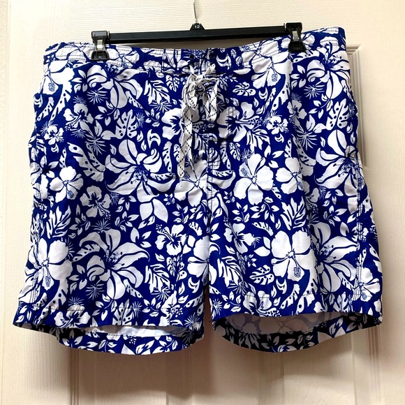 Hawaiian Hibiscus 🌺 Print Swim Trunks -Size XL - Picture 1 of 3